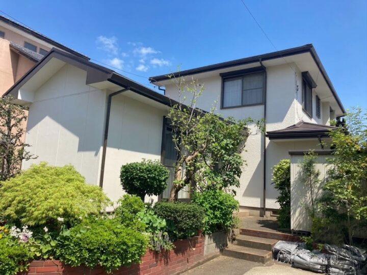 【岡崎市K様邸】セミフロンスーパーアクアⅡ遮熱で外壁塗装、スーパーガルテクトで屋根カバー工事を行いました！