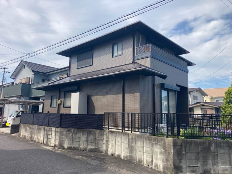 【岡崎市T様邸】セミフロンスーパーマイルドIIで外壁塗装、セミフロンスーパールーフII 遮熱で屋根塗装を行いました！