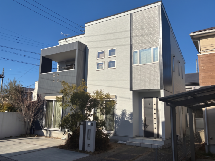 【岡崎市T様邸】パーフェクトトップで外壁塗装、ファインパーフェクトベストで屋根塗装を行いました！